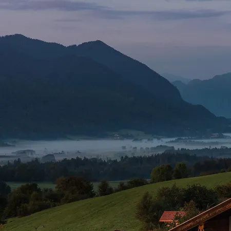 Garni Alpenblick Bed & Breakfast Bergen (Traunstein)