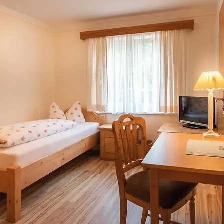 Bed & Breakfast Garni Alpenblick 3*