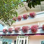 Bed & Breakfast Garni Alpenblick 3*